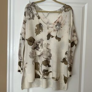 Beautiful oversized Abercrombie & Fitch Sweater